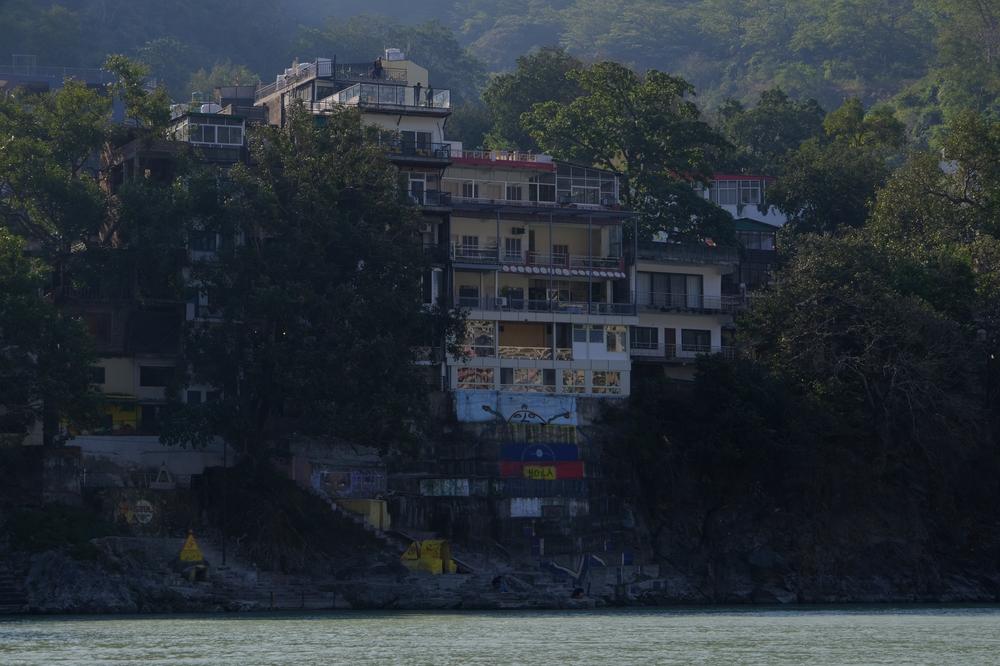 image INDE2_015.jpg