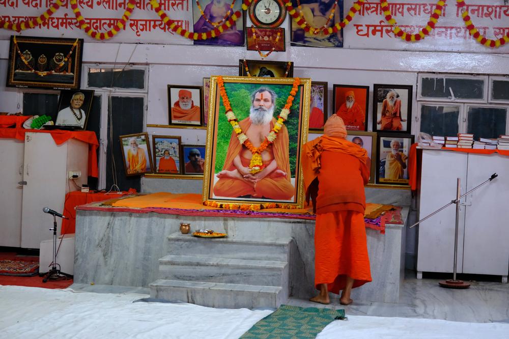 image INDE2_024.jpg