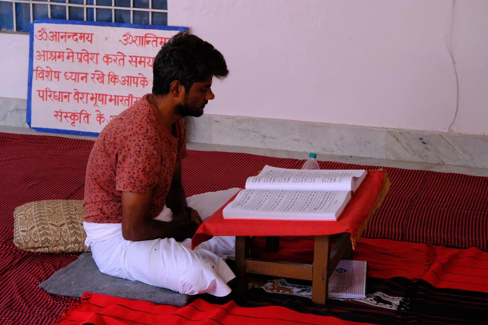image INDE2_029.jpg