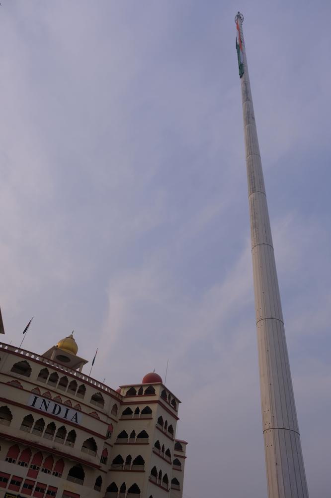 image INDE2_328.jpg