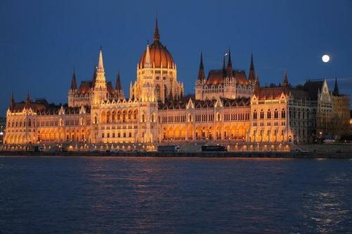 image VOYAGES_21_500px_.jpg