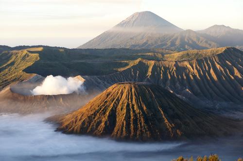 image VOYAGES_25_500px_.jpg