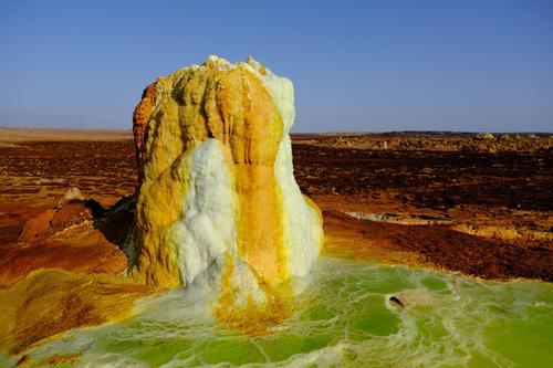 image VOYAGES_33_500px_.jpg