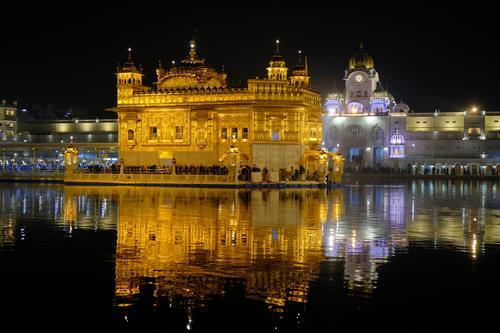 image VOYAGES_52_500px_.jpg